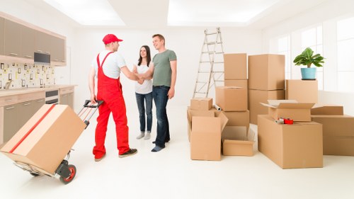 Moving preparation checklist for a Camberwell removals van